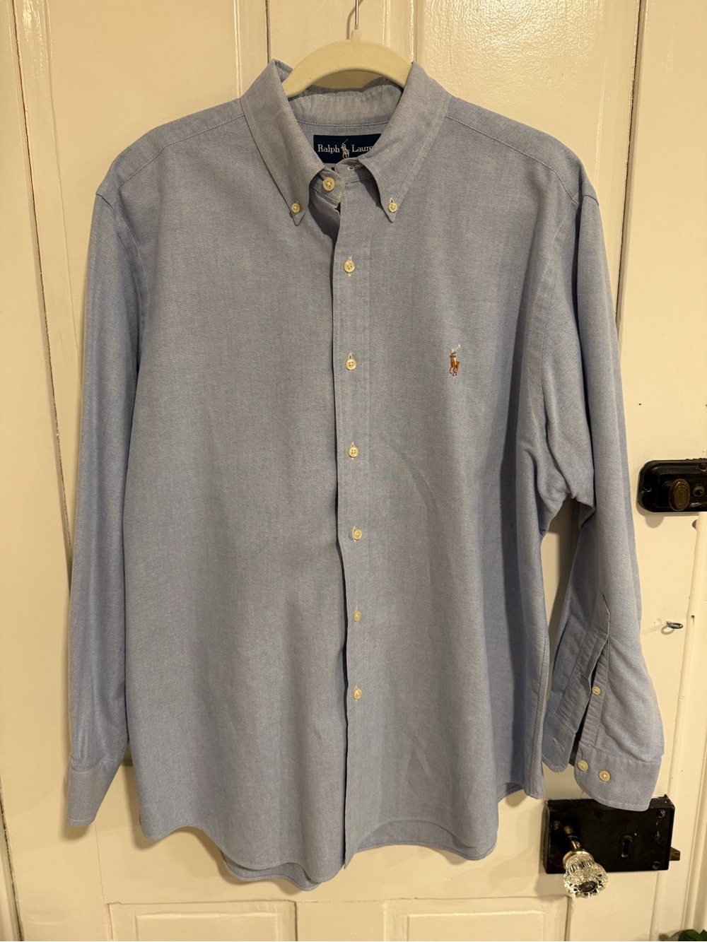 Ralph Lauren Men's Light Blue Button-Down Oxford Shirt with Pony Logo, Large